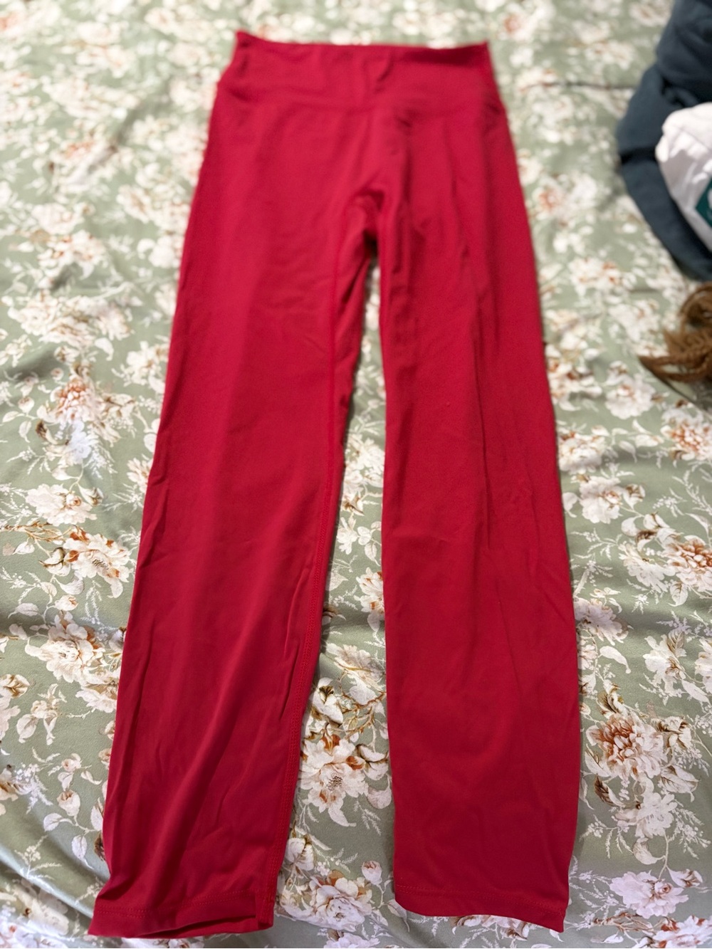 Lululemon Canadian red size 10 legging